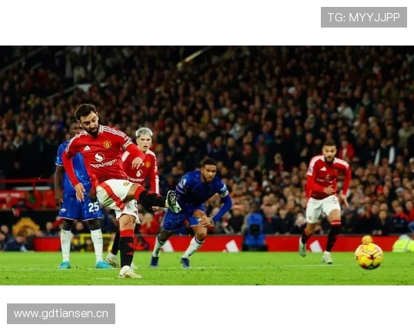 曼联看似进步实则原地踏步问题显现,已对赛季整体表现及争冠形势造成实质性制约